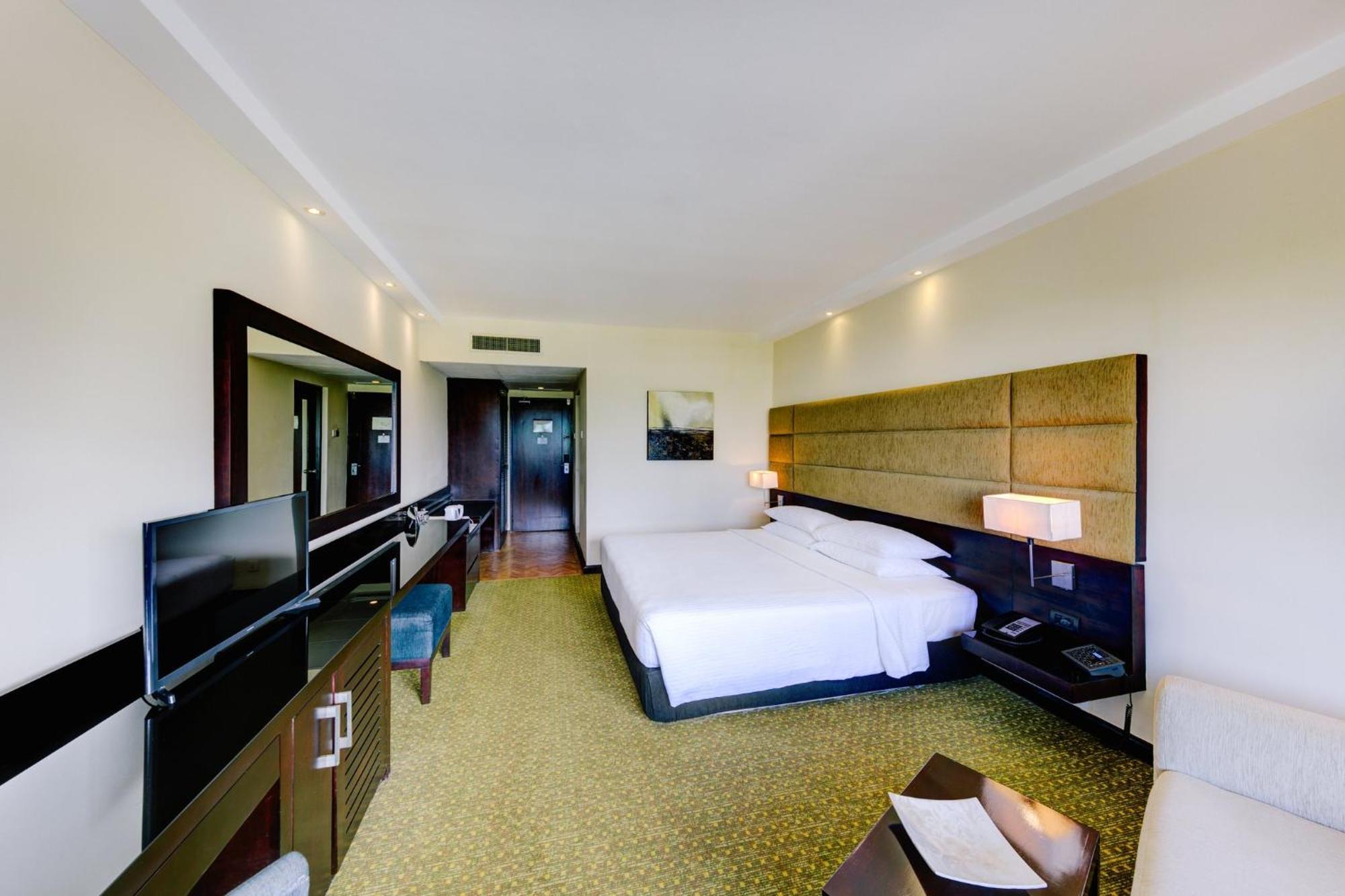 Cinnamon Lakeside Colombo Luaran gambar Deluxe Room